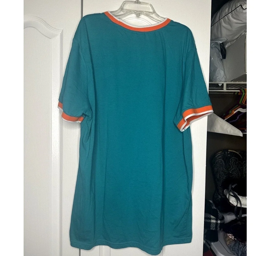 Retro Inspired NFL Team apparel‎ NFL Miami Dolphins T-Shirt Size XXL